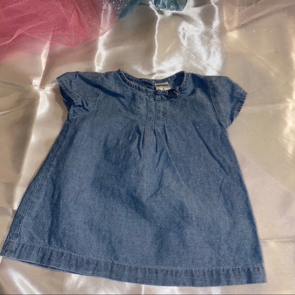 3 Infant top(s) - Picture 2 of 3